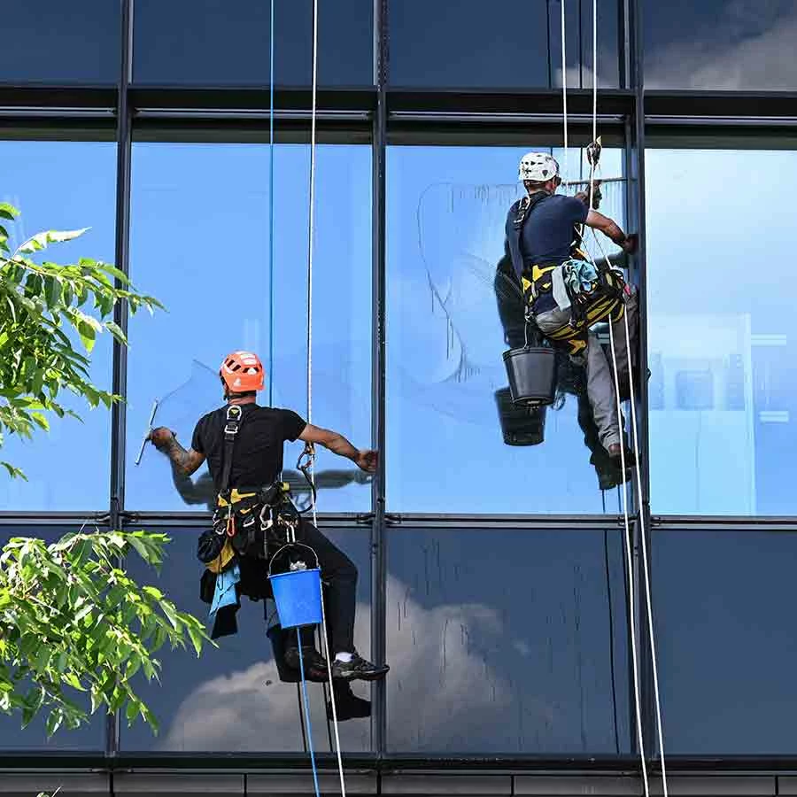 lavage vitres en hauteur Montpellier