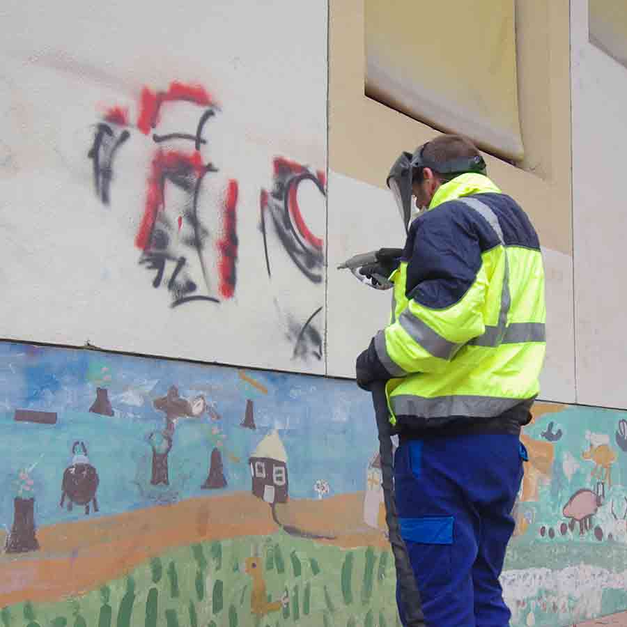 hydrogommage tags graffitis Ile de France