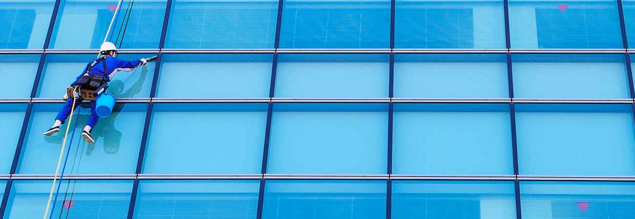 choisir-une-entreprise-de-nettoyage-de-vitres